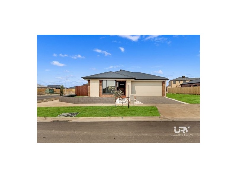 223 Forest Red Gum Drive, Mickleham VIC 3064