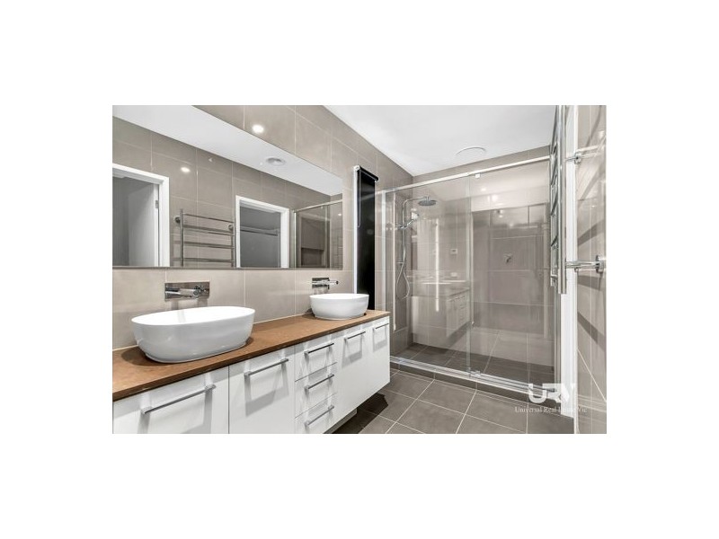 223 Forest Red Gum Drive, Mickleham VIC 3064