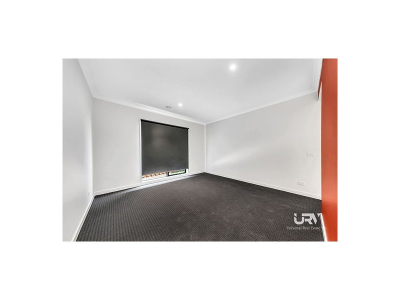 223 Forest Red Gum Drive, Mickleham VIC 3064