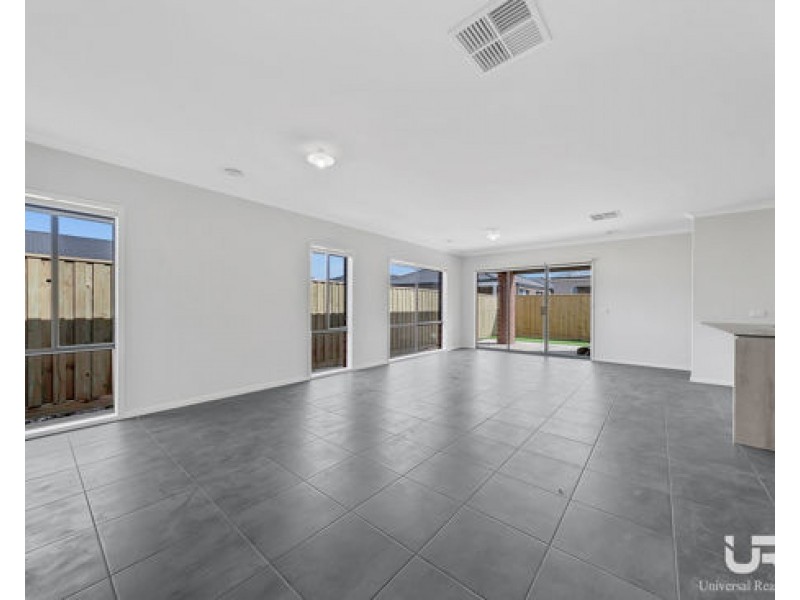 14 Pollen Place, Donnybrook VIC 3064