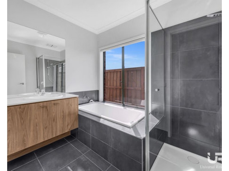 14 Pollen Place, Donnybrook VIC 3064