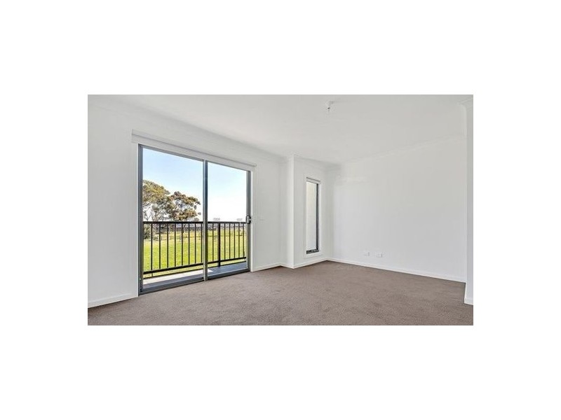 11 Tarlo Court, Craigieburn VIC 3064