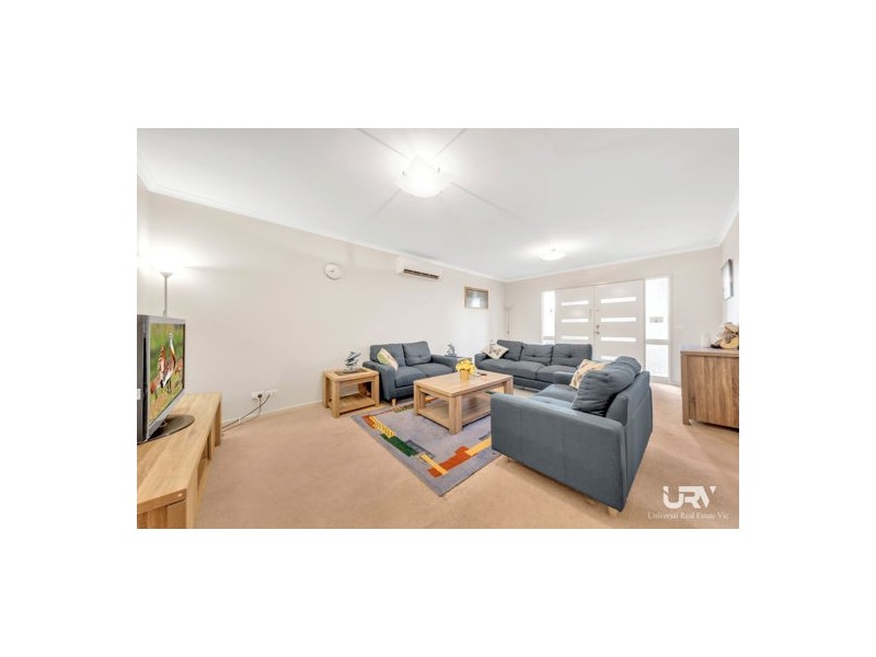 61 Dianne Avenue, Craigieburn VIC 3064