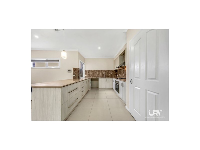 8A Discovery Close, Craigieburn VIC 3064