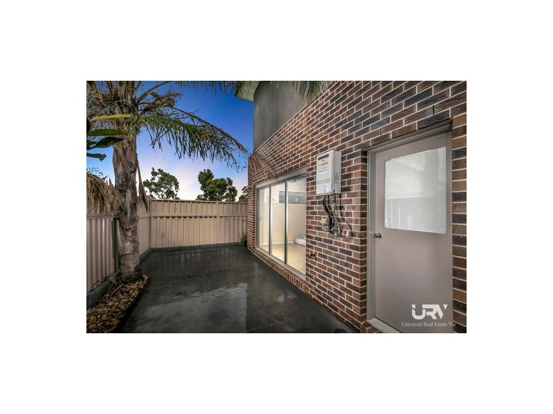 8A Discovery Close, Craigieburn VIC 3064