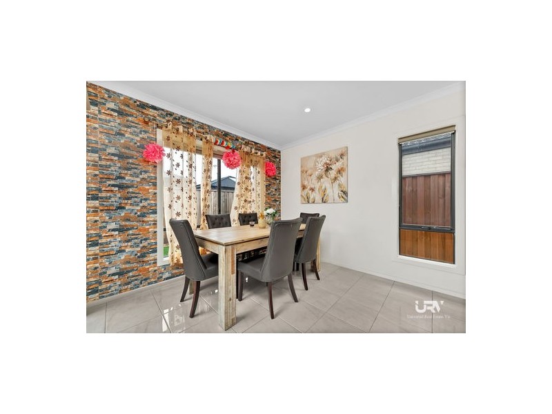 26 Stettler Boulevard, Mickleham VIC 3064