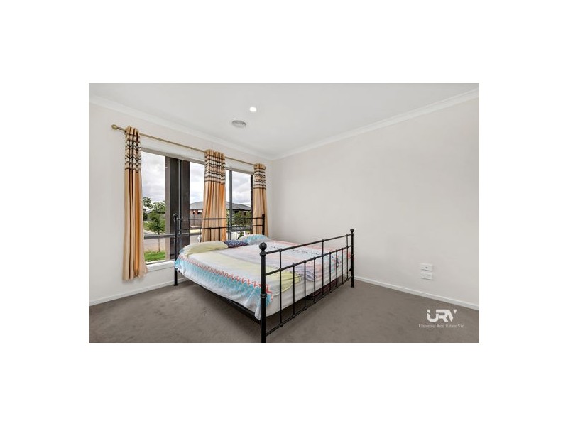 26 Stettler Boulevard, Mickleham VIC 3064