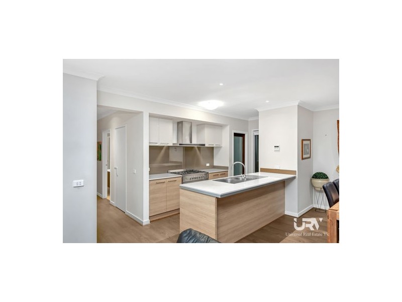 90 Bluebell Drive, Craigieburn VIC 3064