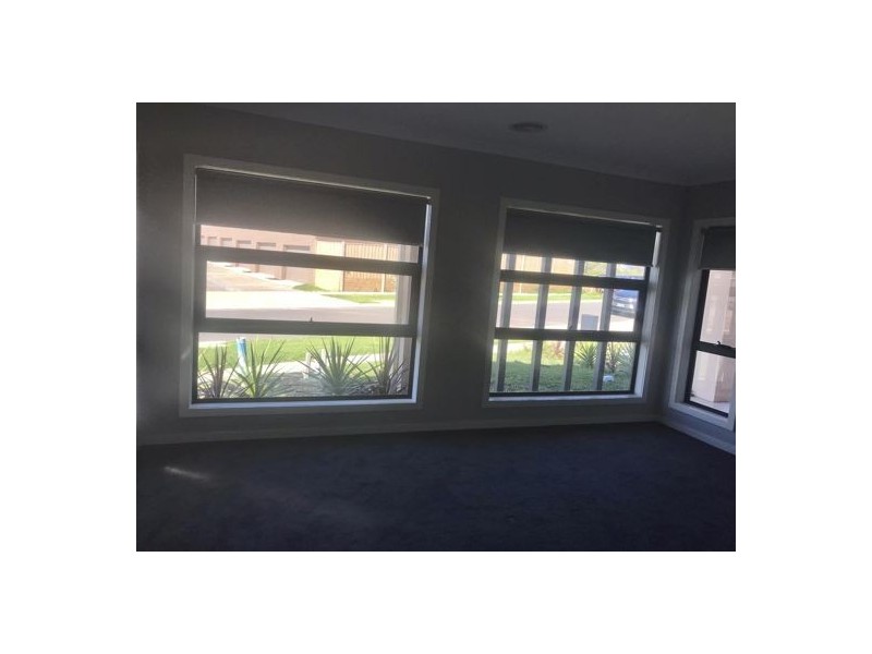 16 Faraday Street, Mickleham VIC 3064