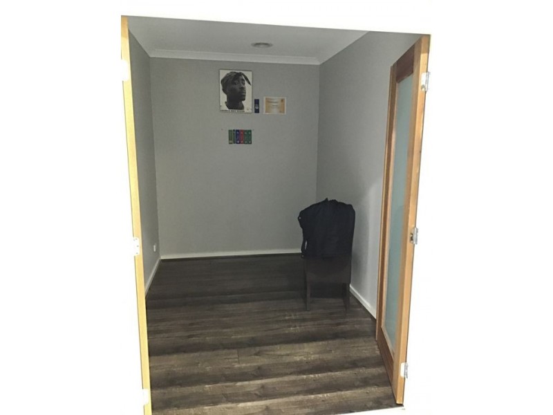 16 Faraday Street, Mickleham VIC 3064