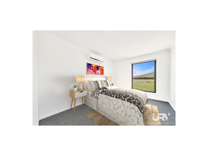 49 Blue Lake Drive, Wallan VIC 3756