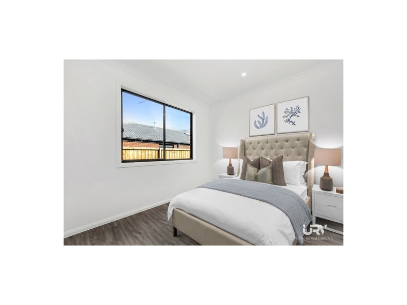 13 Janoli Street, Mickleham VIC 3064