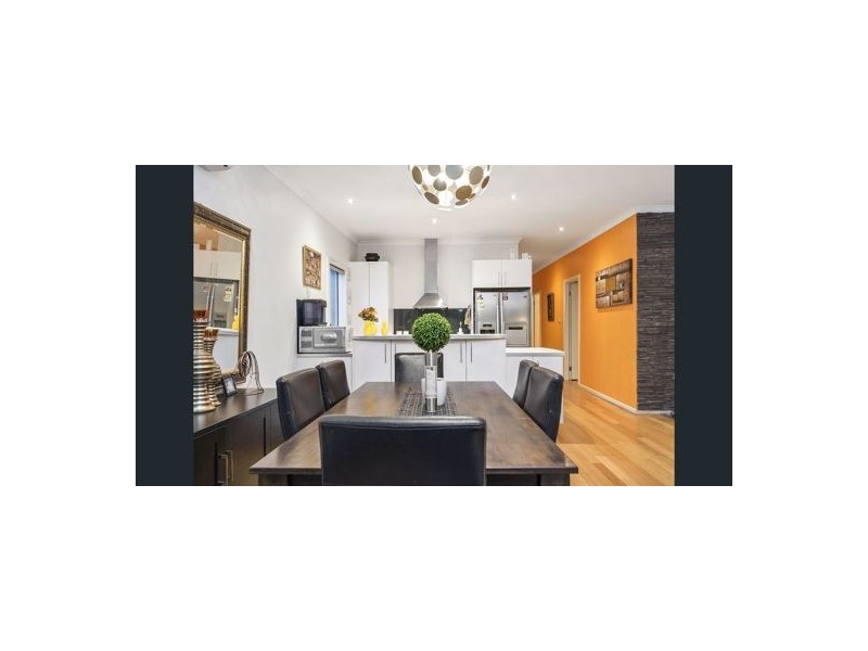 11 Reay Drive, Craigieburn VIC 3064