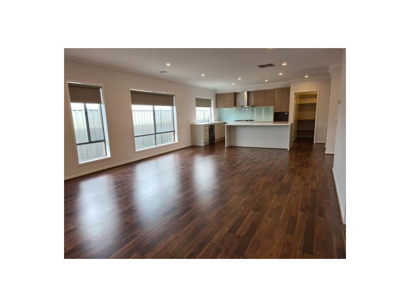 6 Fuji Street, Kalkallo VIC 3064