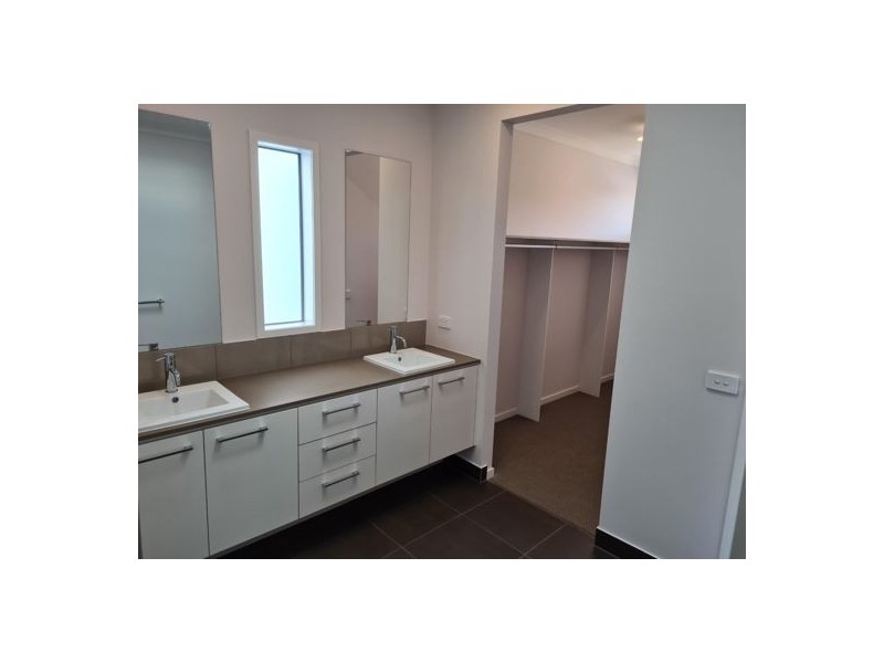 6 Fuji Street, Kalkallo VIC 3064