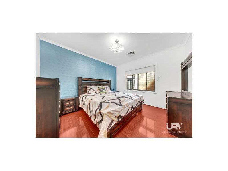 24 Evergreen Crescent, Craigieburn VIC 3064