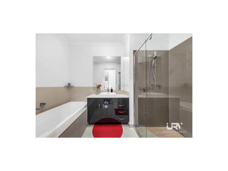 24 Evergreen Crescent, Craigieburn VIC 3064