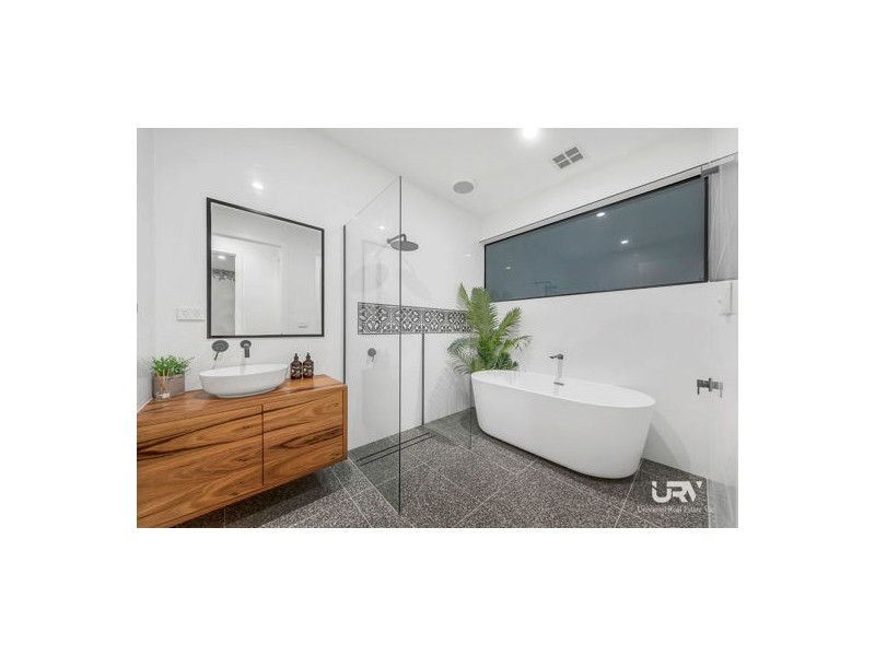 3 Archipelago Drive, Craigieburn VIC 3064