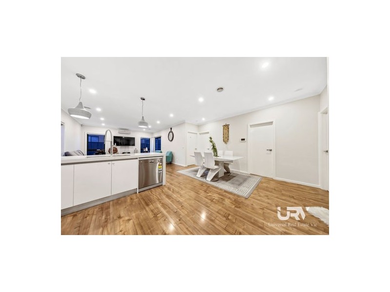 7 Coolamon Drive, Craigieburn VIC 3064