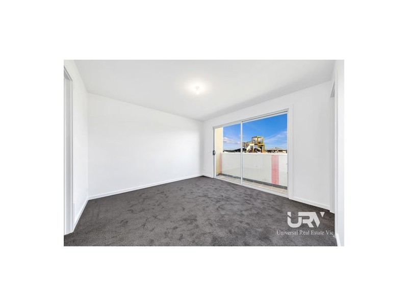 36 Nightingale Road, Mickleham VIC 3064