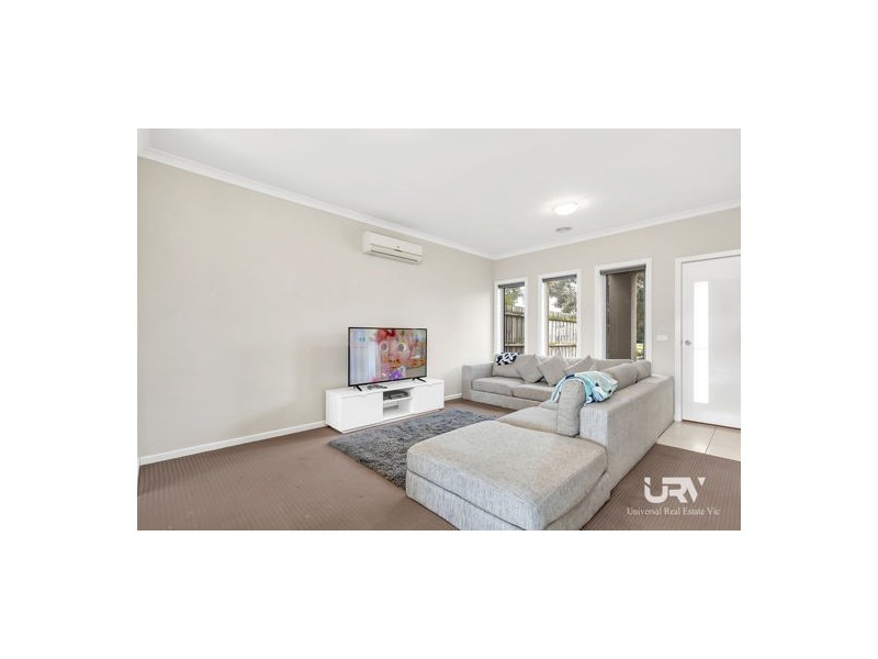 21 Ravenwoods Way, Craigieburn VIC 3064