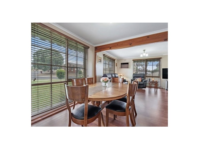 9 Kirkbride Way, Craigieburn VIC 3064