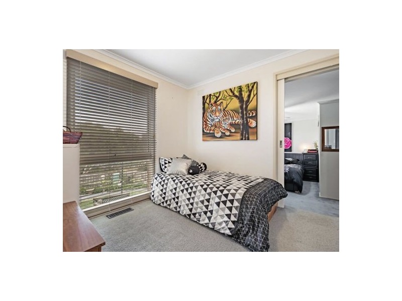 9 Kirkbride Way, Craigieburn VIC 3064