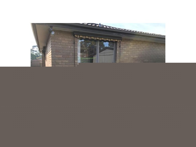 8 Mitford Crescent, Craigieburn VIC 3064