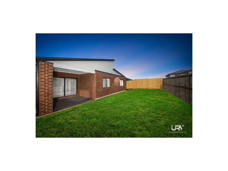 7 Glenwood Avenue, Wollert VIC 3750