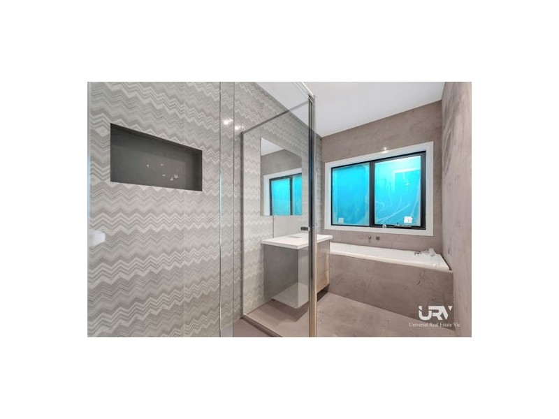 19 Fennel Street, Mickleham VIC 3064