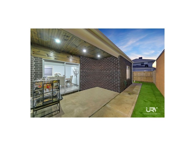 12 Guardian Street, Mickleham VIC 3064