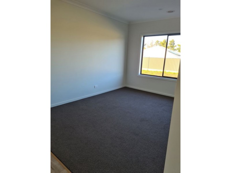 27 Danzig Street, Kalkallo VIC 3064