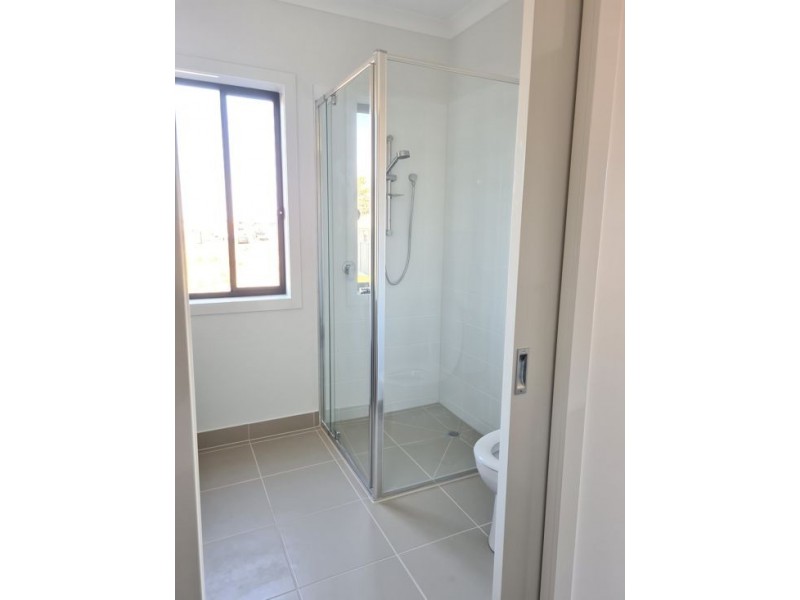 27 Danzig Street, Kalkallo VIC 3064