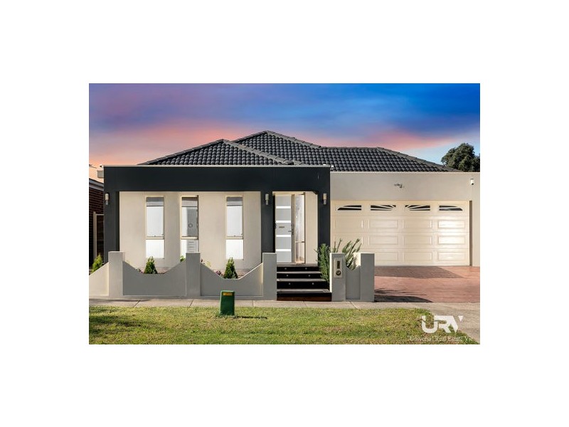 34 Thorngrove Avenue, Craigieburn VIC 3064