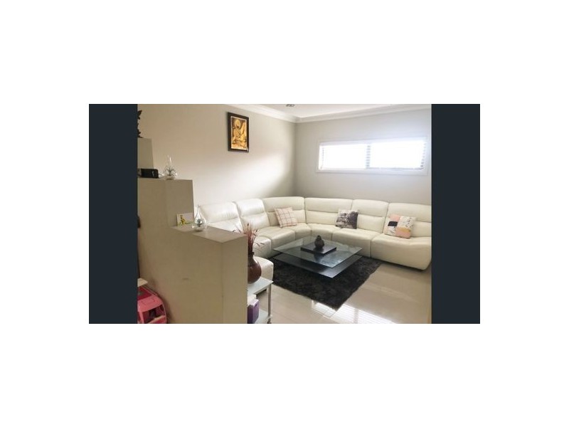 15 Crosskeys Road, Craigieburn VIC 3064