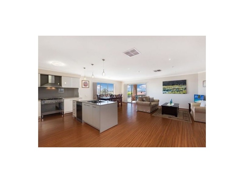 25 Aurina Drive, Wallan VIC 3756