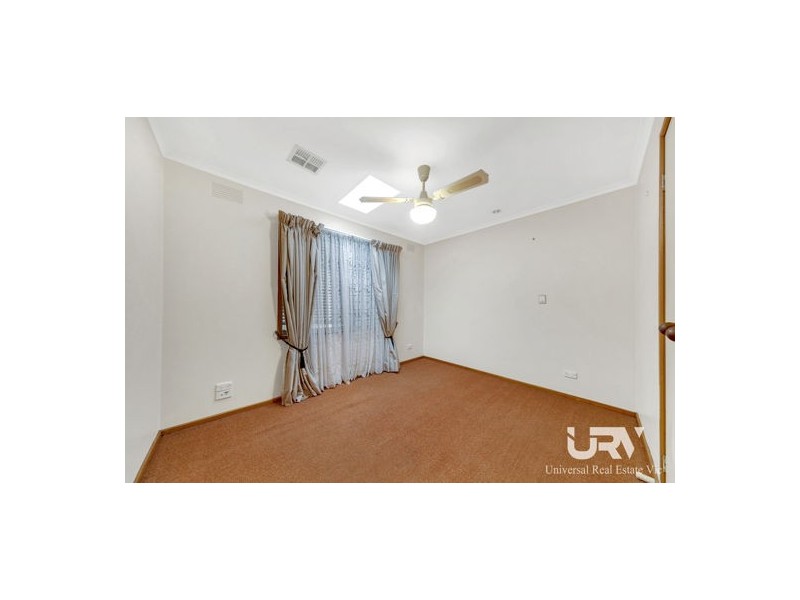 22 Benston Street, Craigieburn VIC 3064