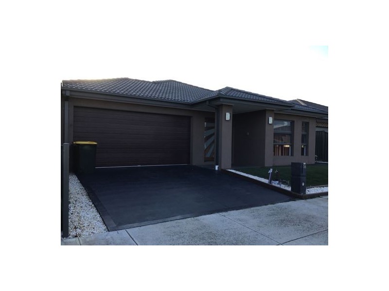 38 Fortitude Drive, Craigieburn VIC 3064