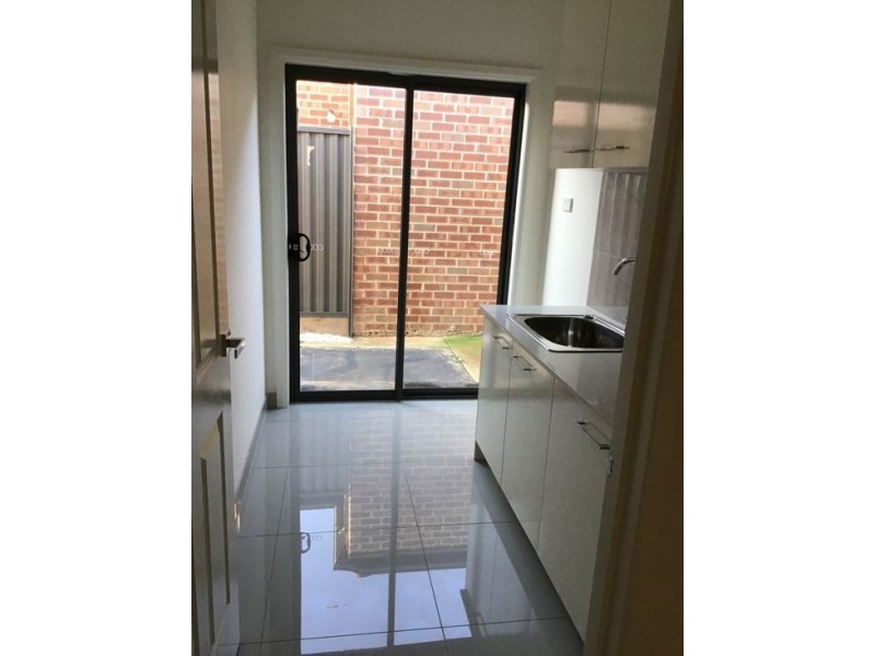 38 Fortitude Drive, Craigieburn VIC 3064