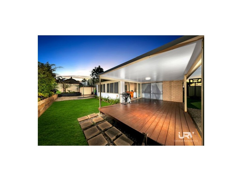 9 Ninnis Court, Roxburgh Park VIC 3064