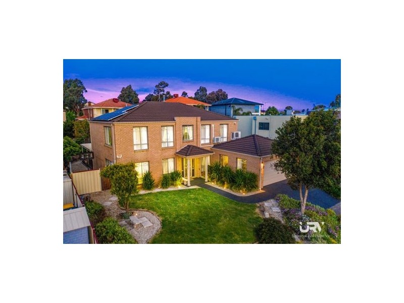 9 Ninnis Court, Roxburgh Park VIC 3064