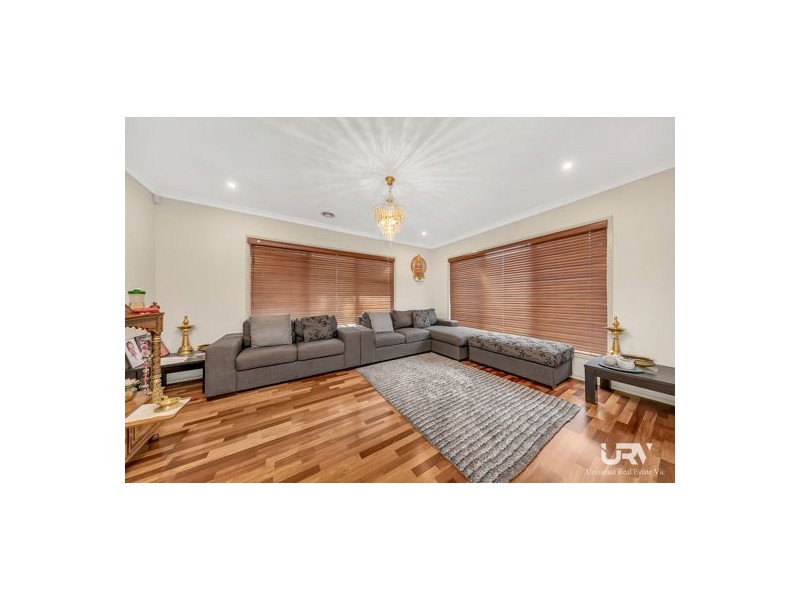 5 Brambuk Avenue, Craigieburn VIC 3064