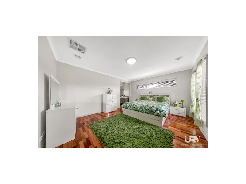 5 Brambuk Avenue, Craigieburn VIC 3064