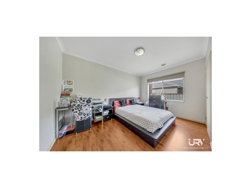 5 Brambuk Avenue, Craigieburn VIC 3064