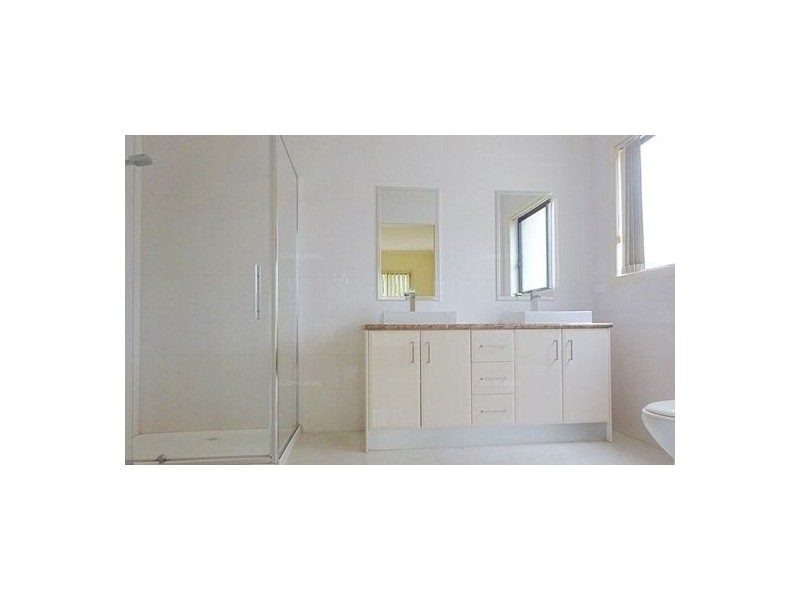 17 Northumberland Circuit, Craigieburn VIC 3064