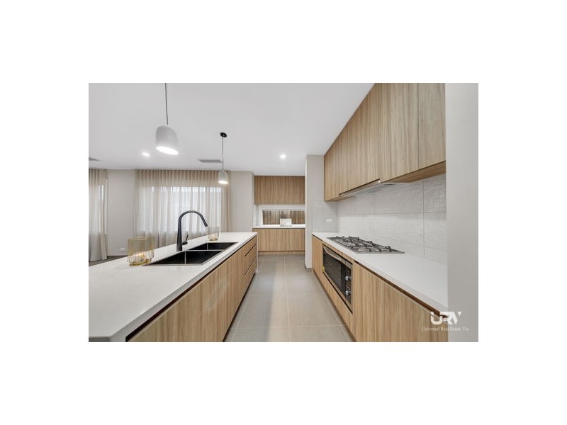 46 Harfield Avenue, Mickleham VIC 3064