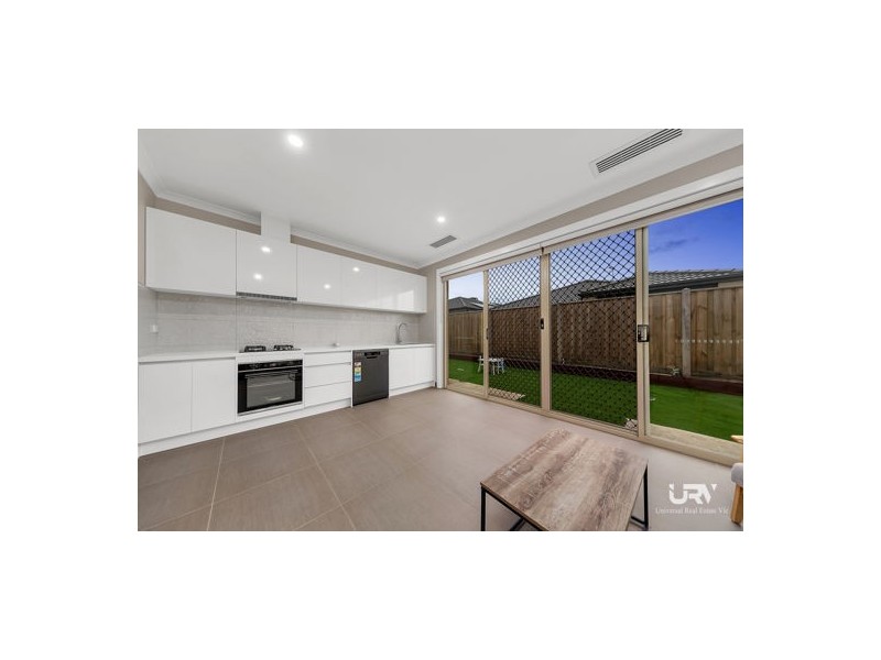 46 Harfield Avenue, Mickleham VIC 3064