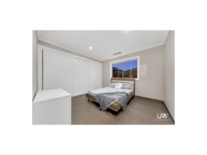 46 Harfield Avenue, Mickleham VIC 3064