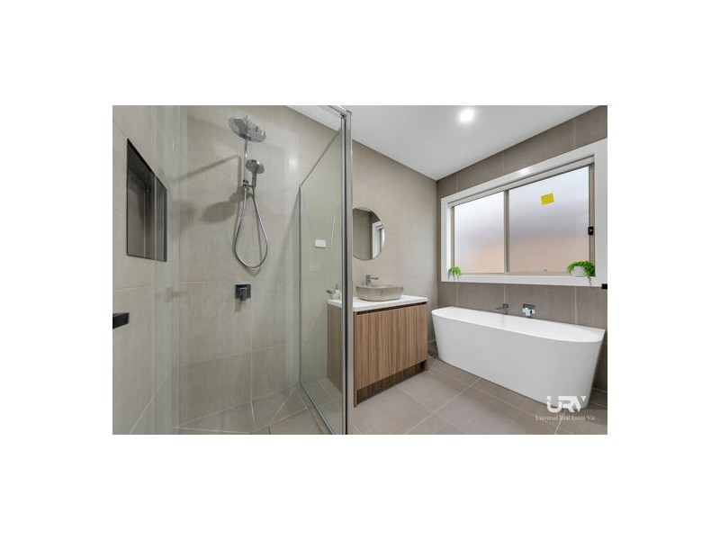 46 Harfield Avenue, Mickleham VIC 3064