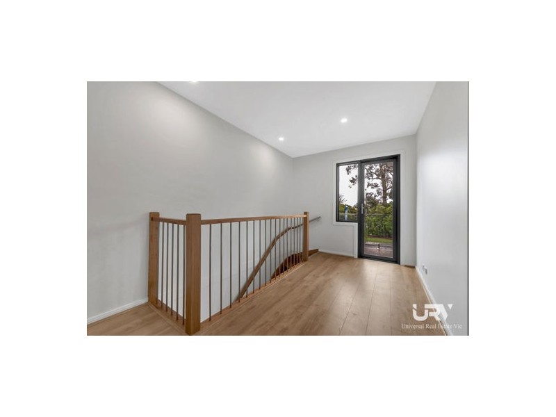 2/37 Liverpool Road, Kilsyth VIC 3137